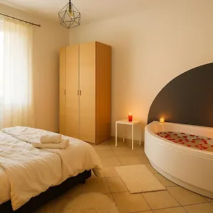 https://prestigioso-appartamento-con-idromassaggio.it-tuscanyhotel.com